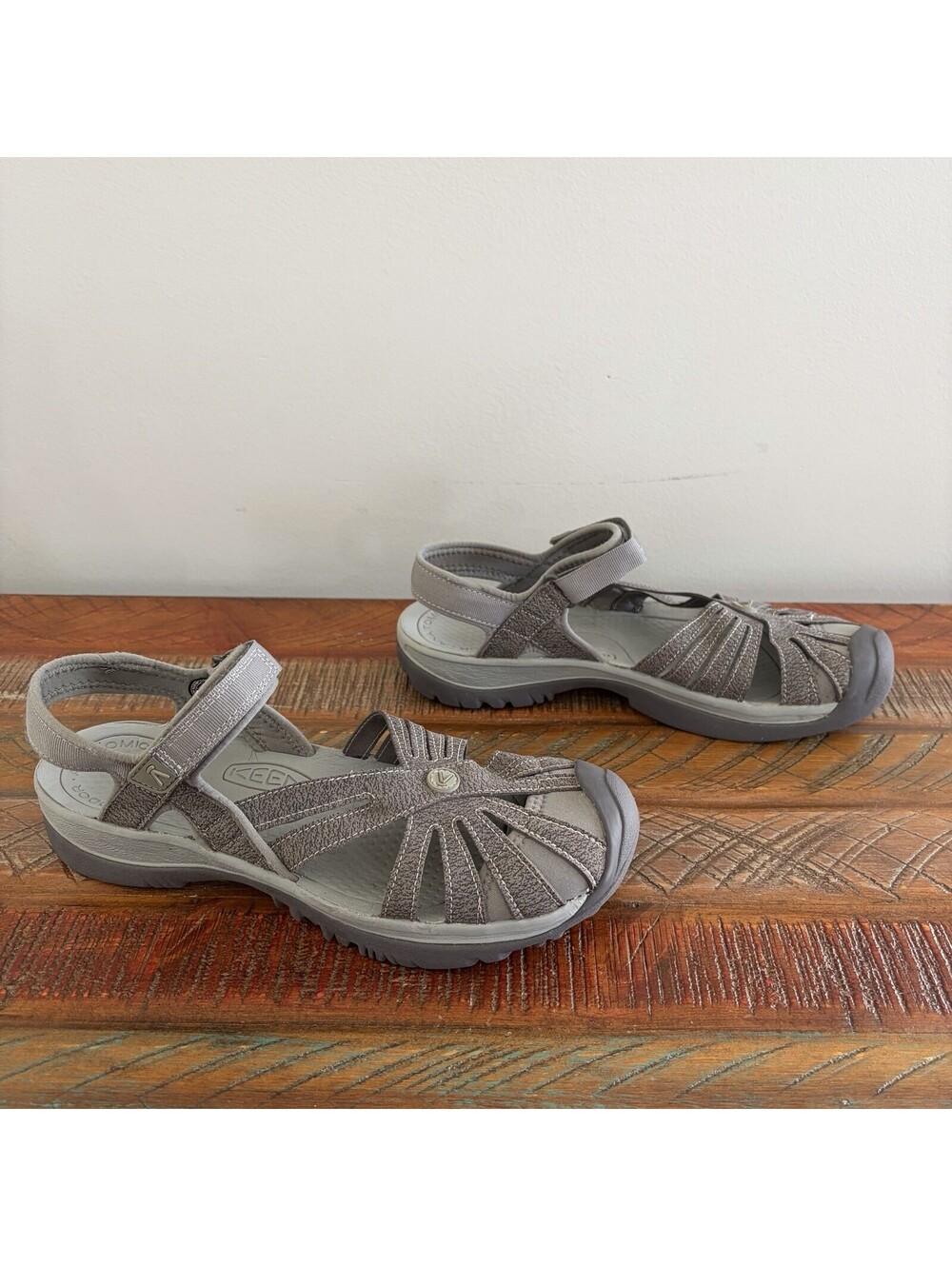 KEEN Women’s 10 Rose Sandals Gray Closed Toe Outdoor Hiking Water Washable